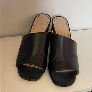 Black Leather Open-Toe Slide Sandals - Women